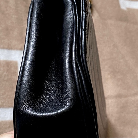 ✨ SOLD ✨ CHANEL Vintage lambskin shoulder bag 24K gold quilted classic chain - Picture 4 of 13